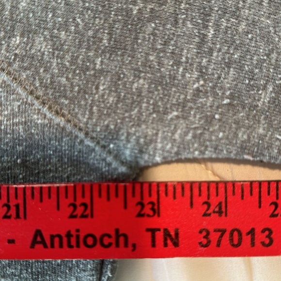 University of Tennessee sweatshirt by Pressbox - Picture 3 of 5